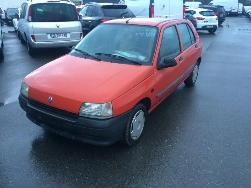 Renault Clio Clio 1.2 RN 5