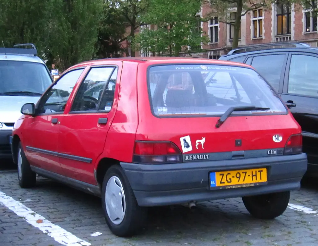 Renault Clio Clio 1.2 RN 4