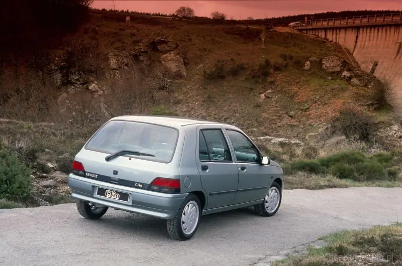 Renault Clio Clio 1.2 RL 1