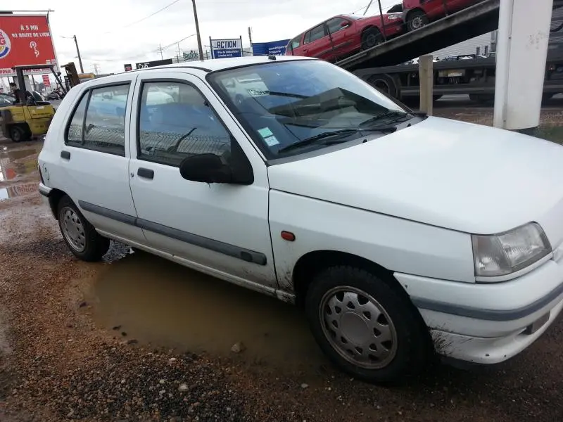 Renault Clio Clio 1.2 RN 6