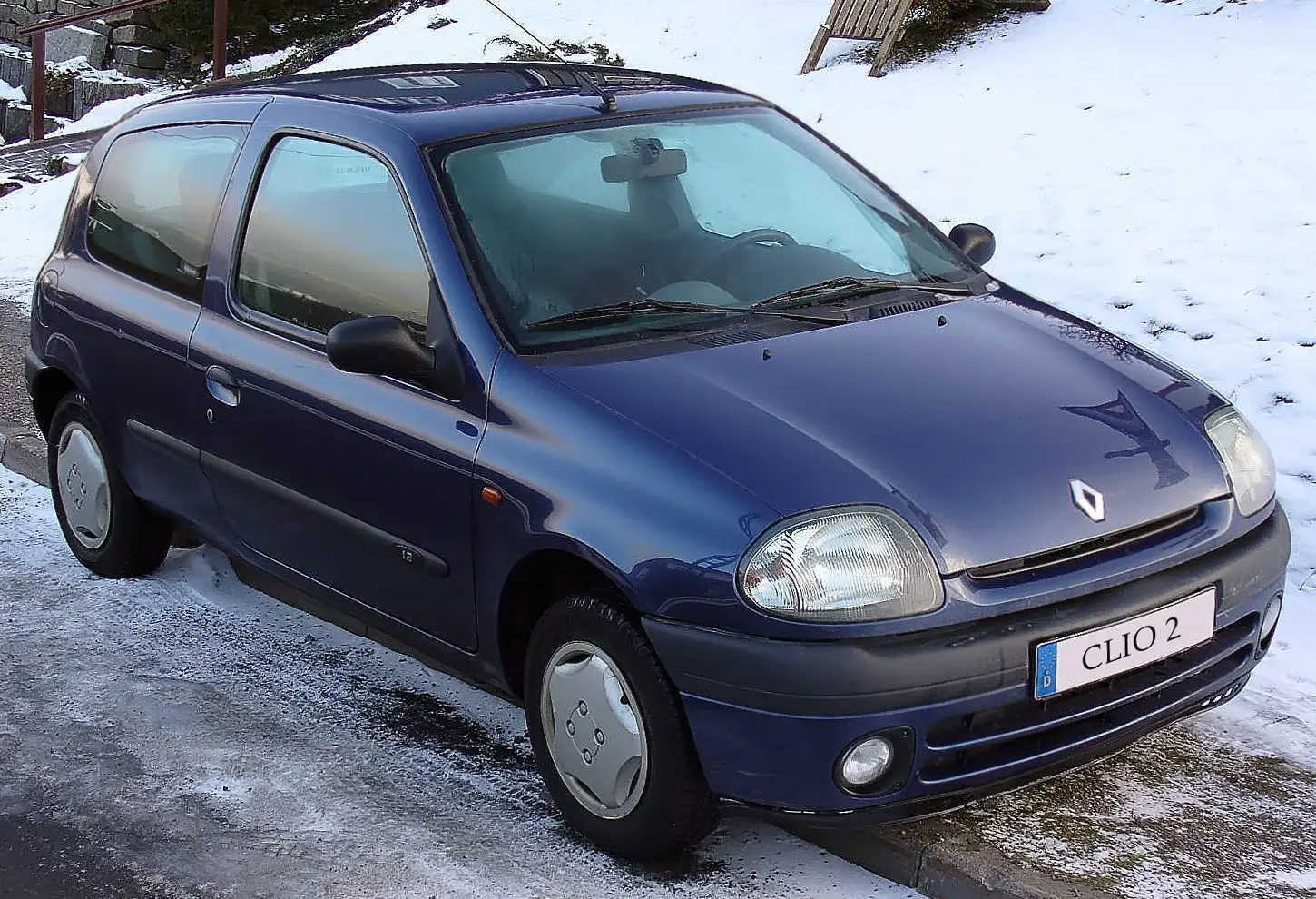 Renault Clio Clio 1.2 RN 5