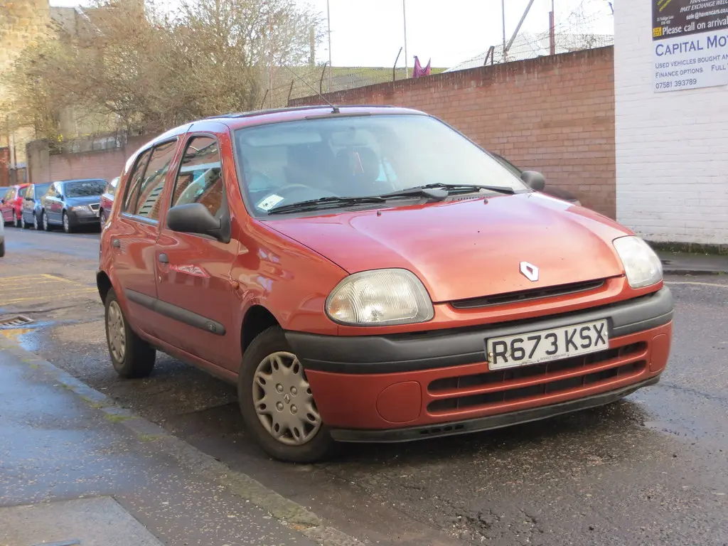 Renault Clio Clio 1.2 RN 5