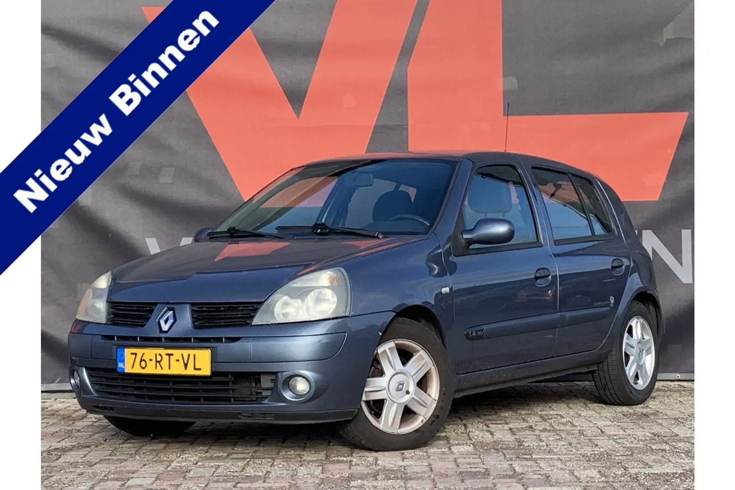 Renault Clio Clio 1.4 16V Authentique 4