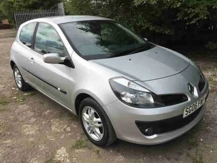 Renault Clio Clio 1.4 16V Executive 5
