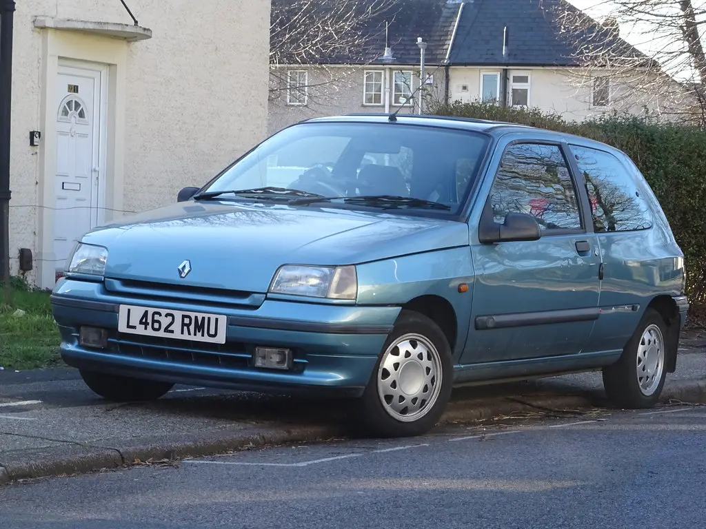 Renault Clio Clio 1.4 RN 6