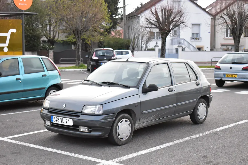 Renault Clio Clio 1.4 RT 3