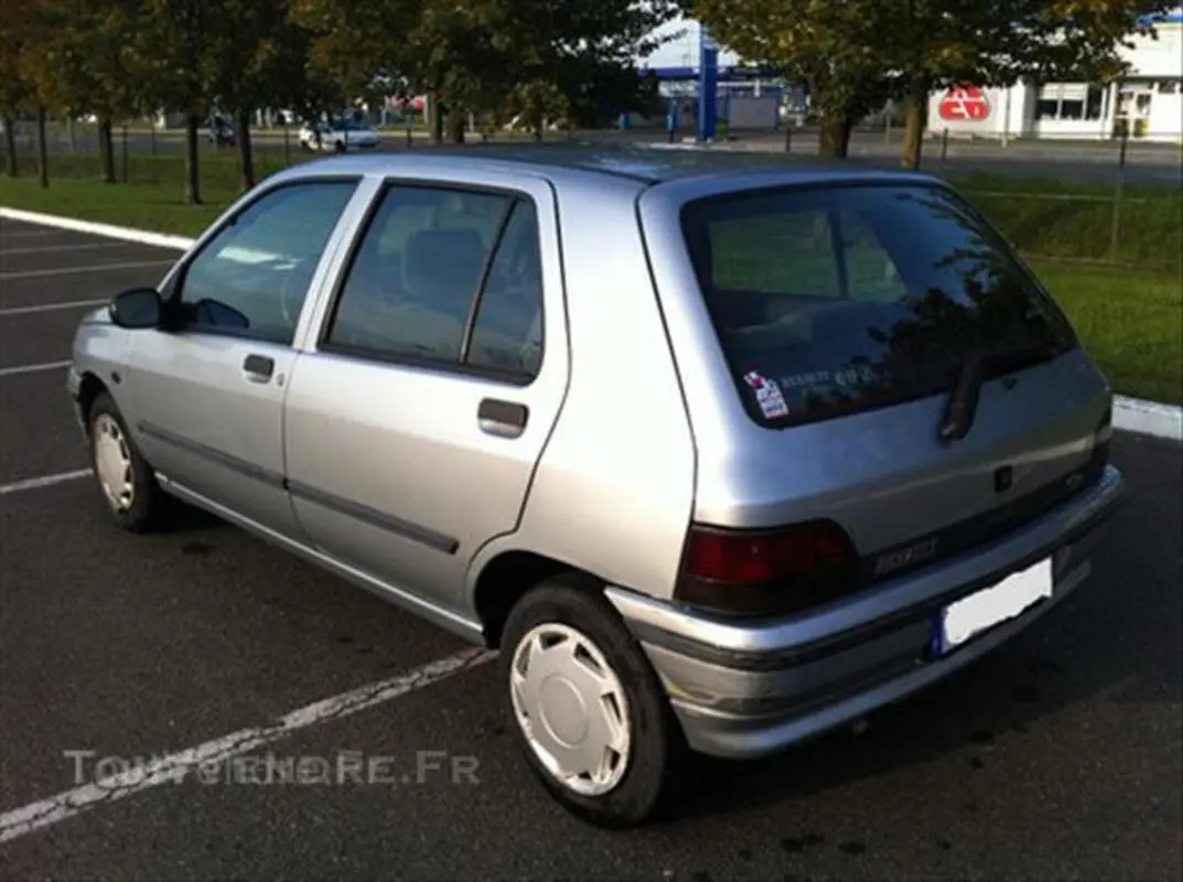 Renault Clio Clio 1.4 RT 4