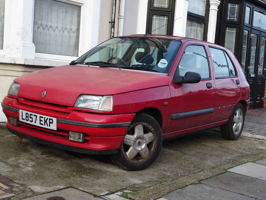 Renault Clio Clio 1.4 RT 4