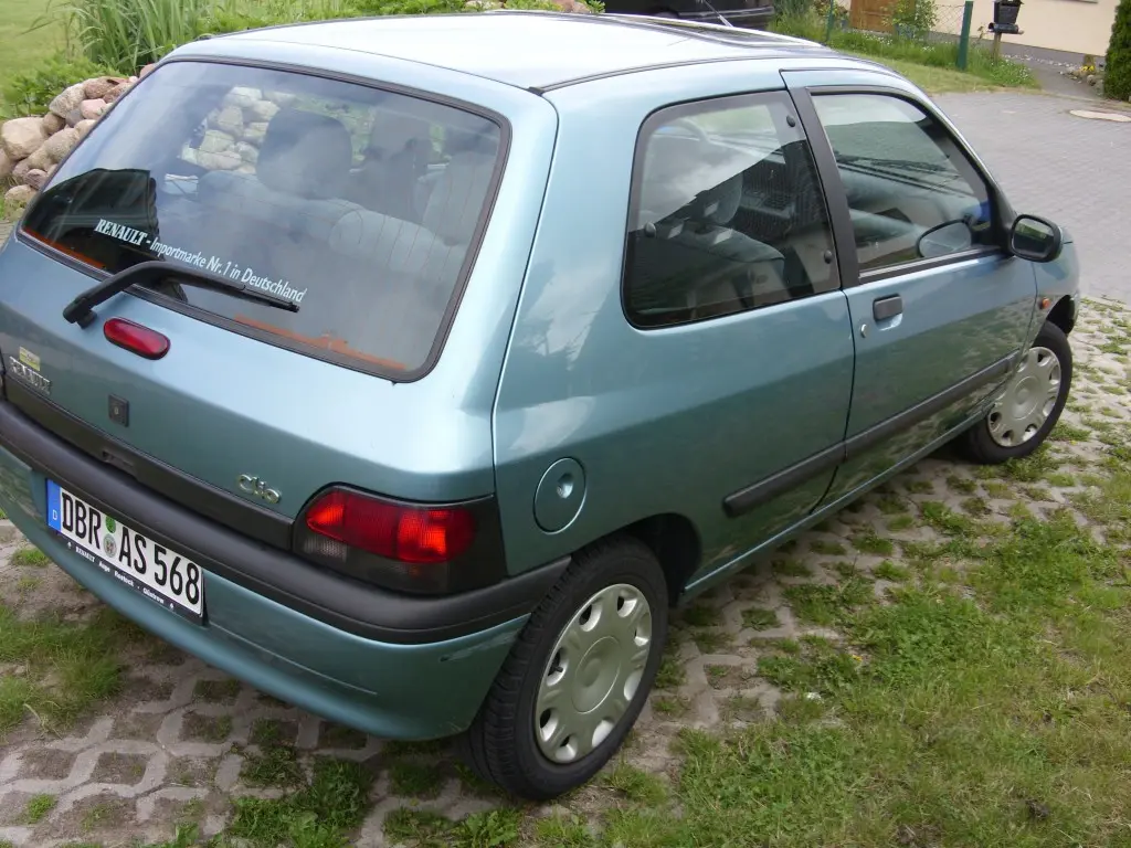 Renault Clio Clio 1.4 RT 0