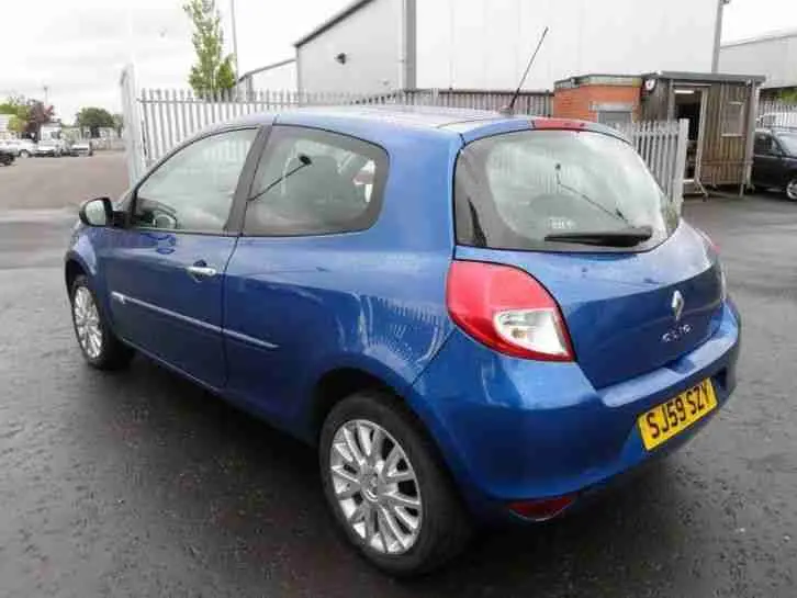 Renault Clio Clio 1.6 16V Dynamique BVA 4