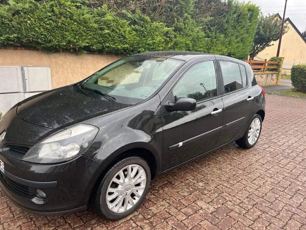 Renault Clio Clio 1.6 16V Dynamique BVA 7