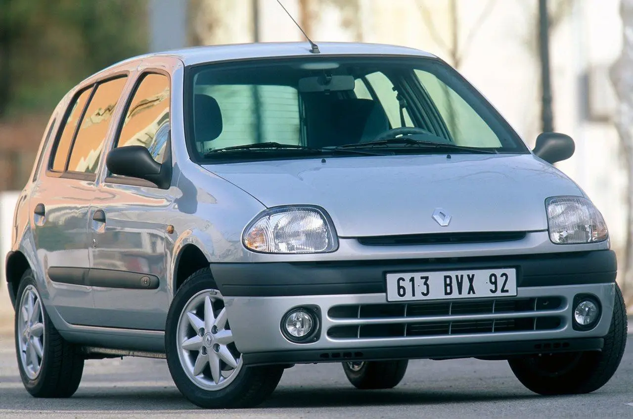 Renault Clio Clio 1.6 RT 2