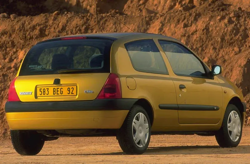 Renault Clio Clio 1.6 RT 7