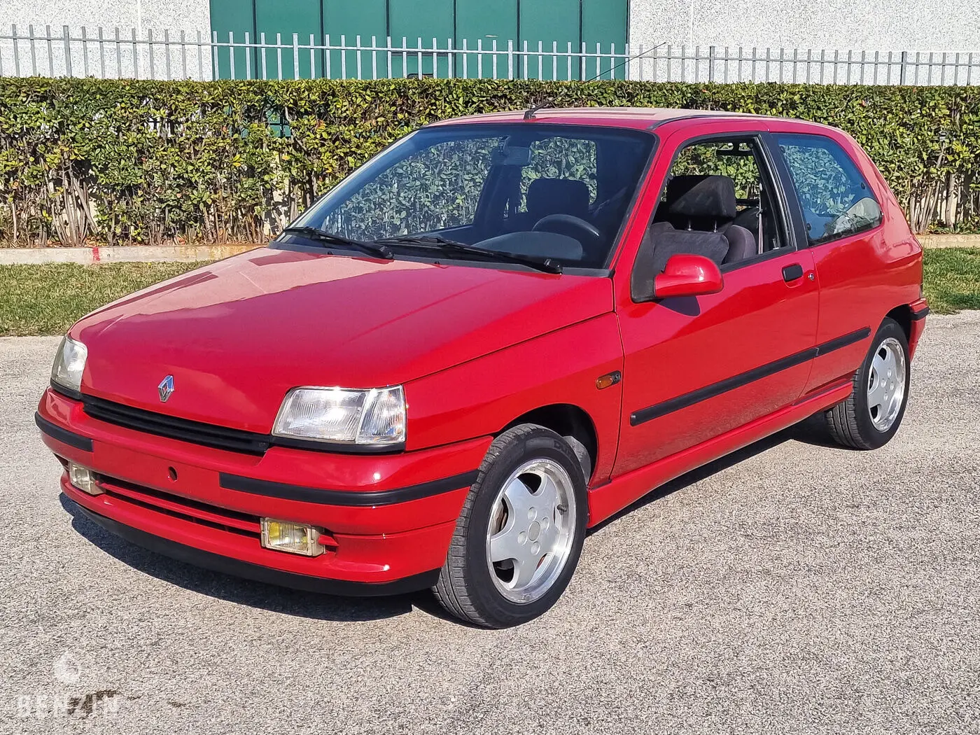 Renault Clio Clio 1.8 RS 7