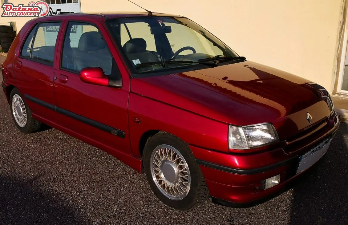 Renault Clio Clio 1.8i RS 7