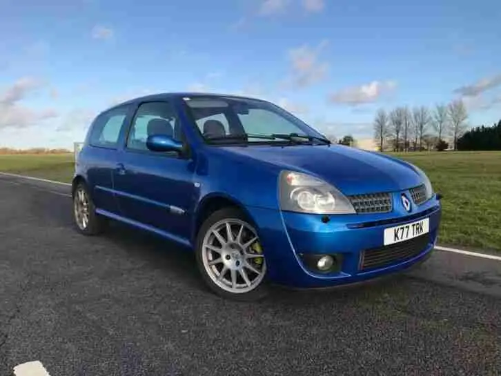 Renault Clio Clio 2.0 16V Renault Sport 4
