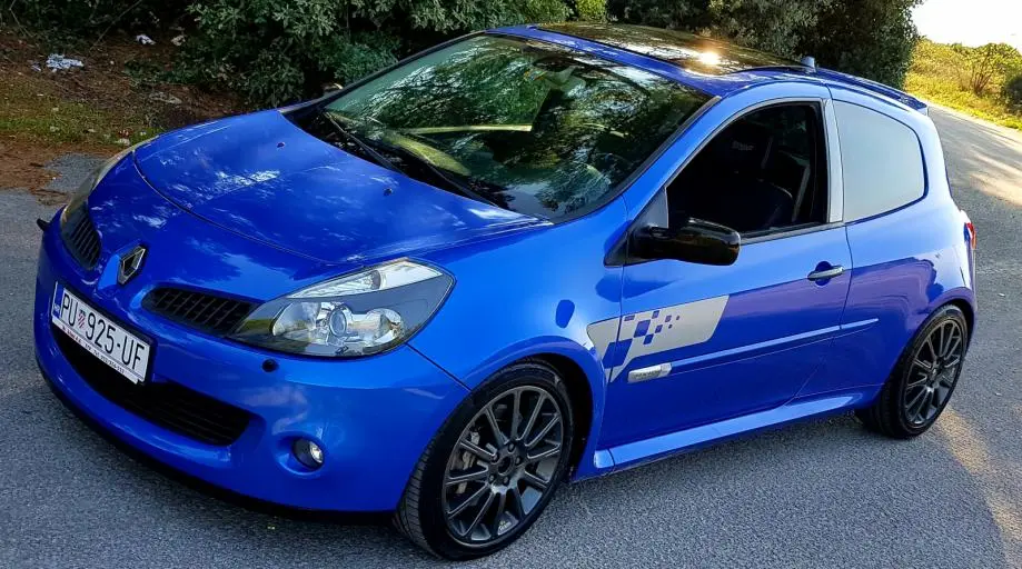 Renault Clio Clio 2.0 16V Sport 0