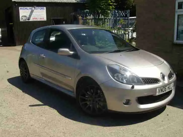 Renault Clio Clio 2.0 16V Sport 6