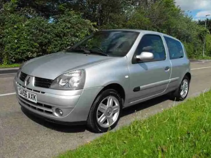 Renault Clio Clio 2.0 16V Sport 4