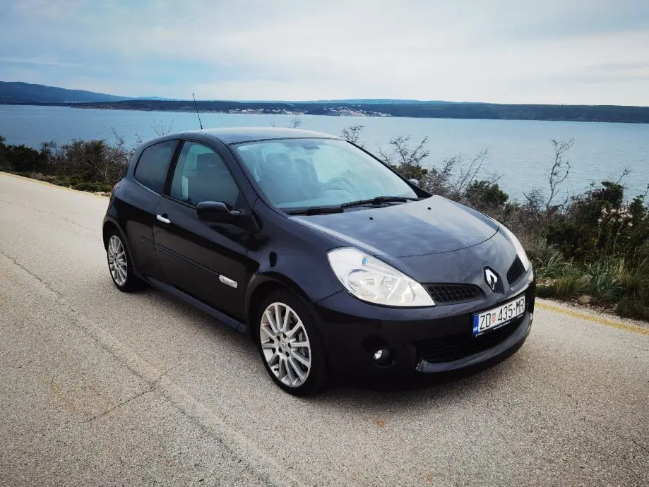 Renault Clio Clio 2.0 16V Sport 5