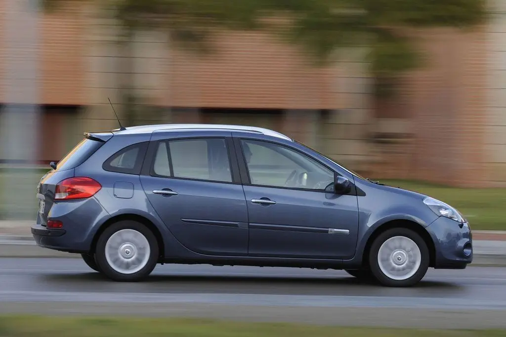 Renault Clio Clio Grandtour 1.5 DCI Faz2 Executive 0
