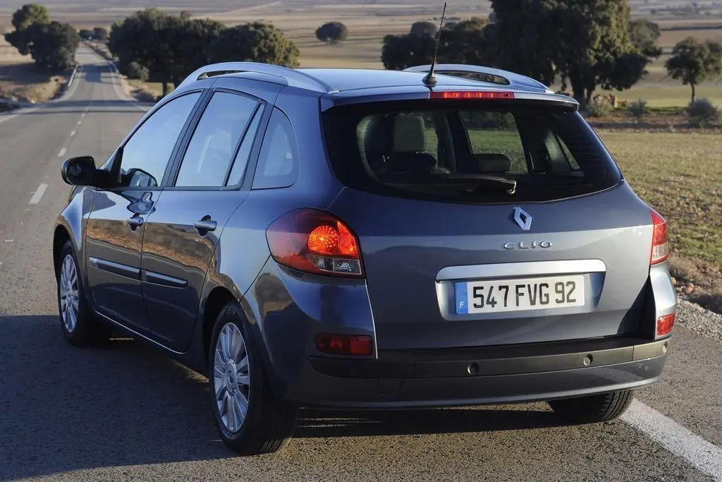 Renault Clio Clio Grandtour 1.2 16V Faz 2 Executive 2