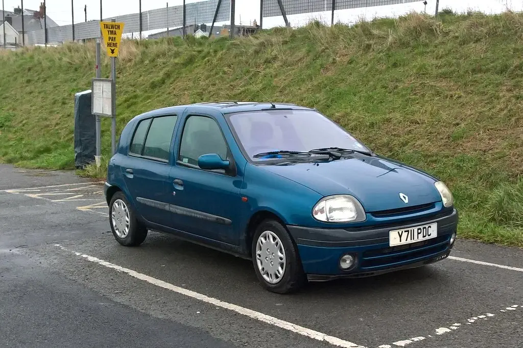 Renault Clio Clio Symbol 1.4 16V Alize 5