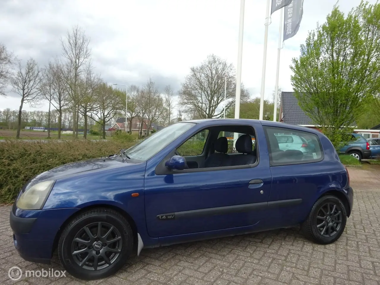 Renault Clio Clio Symbol 1.4 16V Dynamique 3