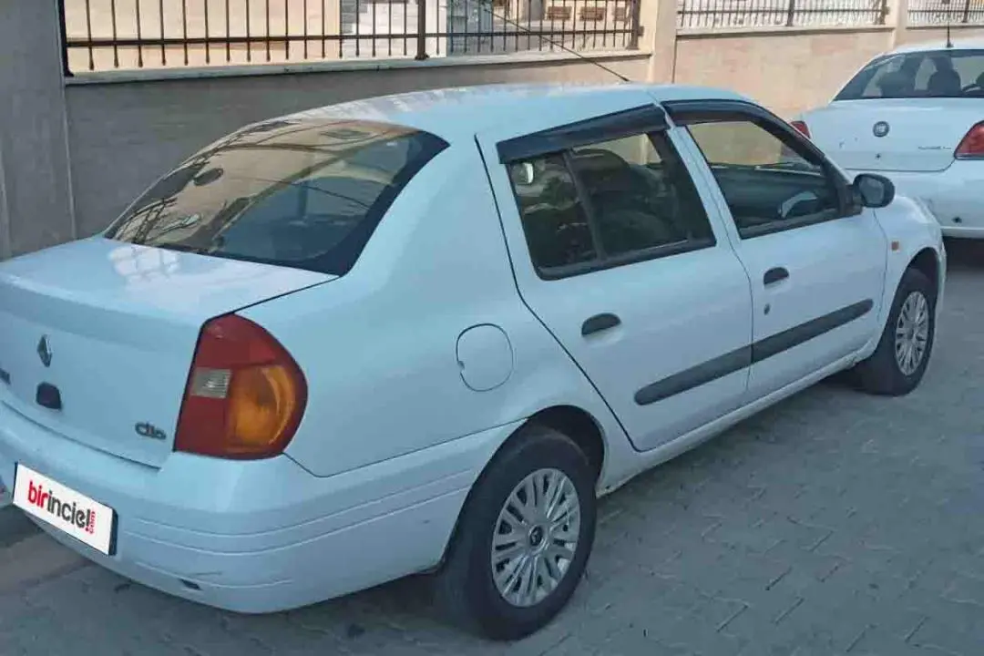 Renault Clio Clio Symbol 1.4 RNA 5