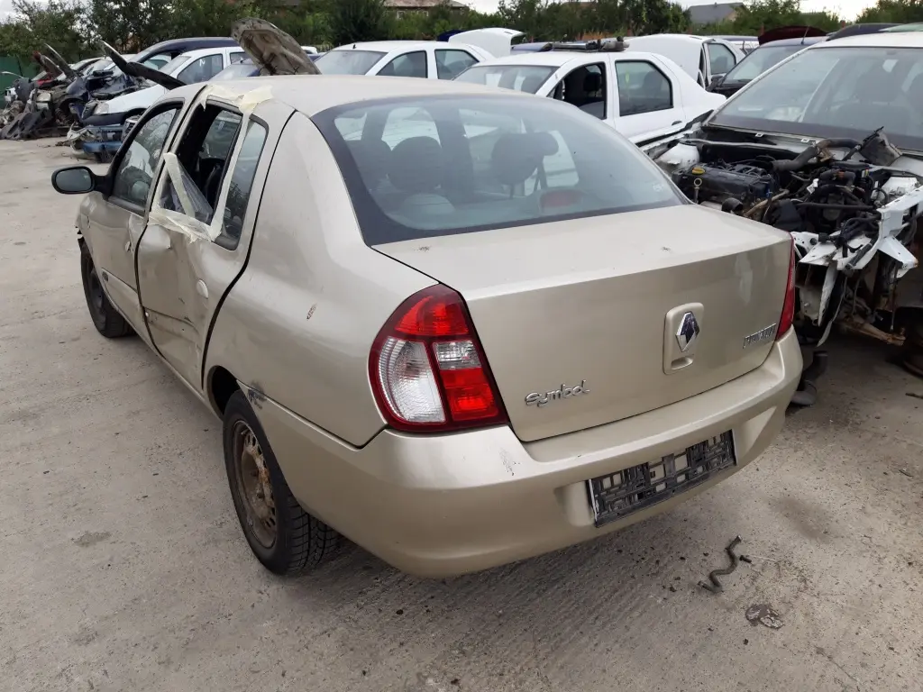 Renault Clio Clio Symbol 1.5 DCI Extreme 4