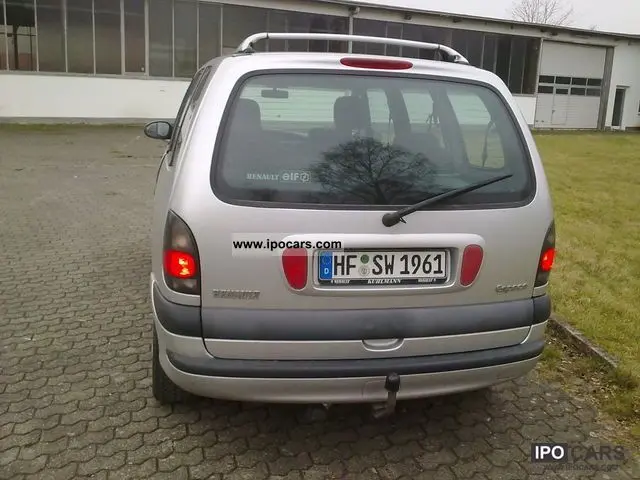 Renault Espace Espace 2.2 dCi Privilege 6