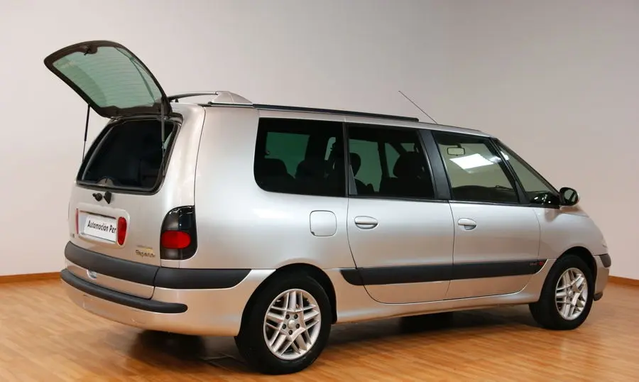 Renault Espace Espace 2.2 DCI Privilege 5