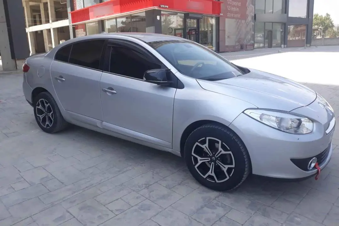 Renault Fluence Fluence 1.5 DCI Dynamique 7