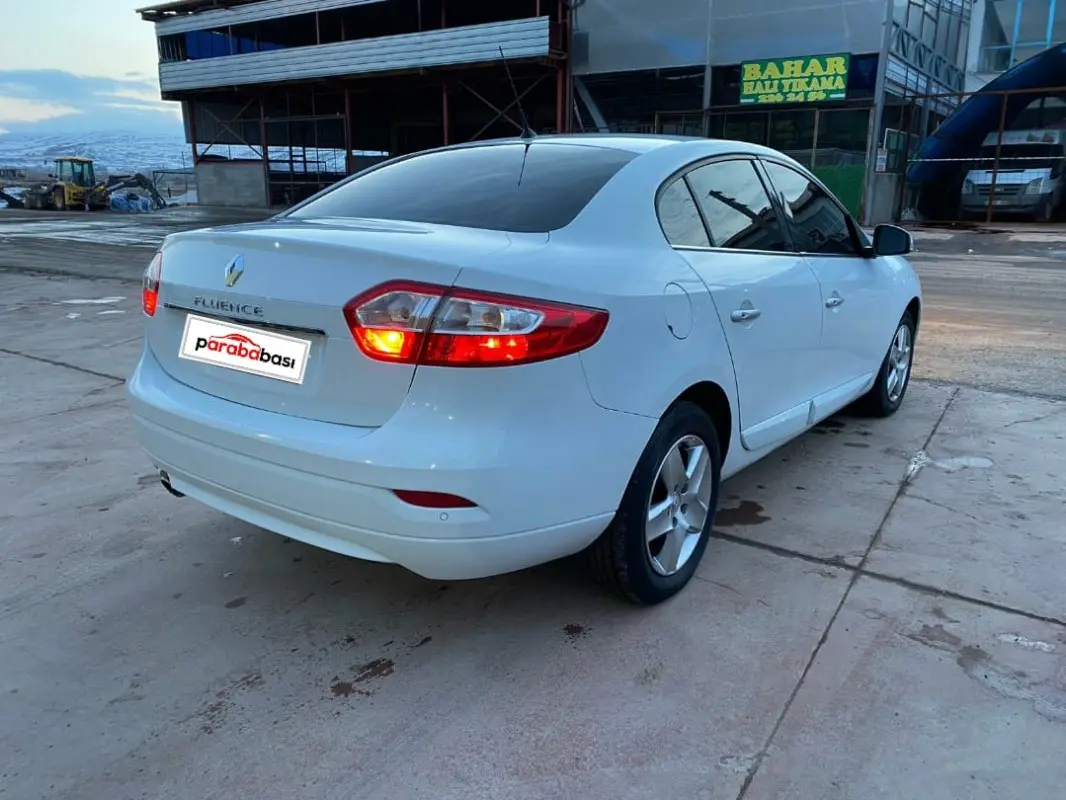 Renault Fluence Fluence 1.5 DCI Touch Plus EDC 5