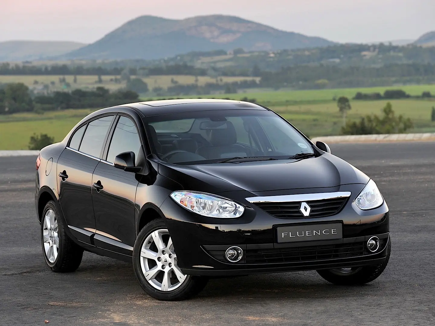Renault Fluence Fluence 1.6 Authentique 2