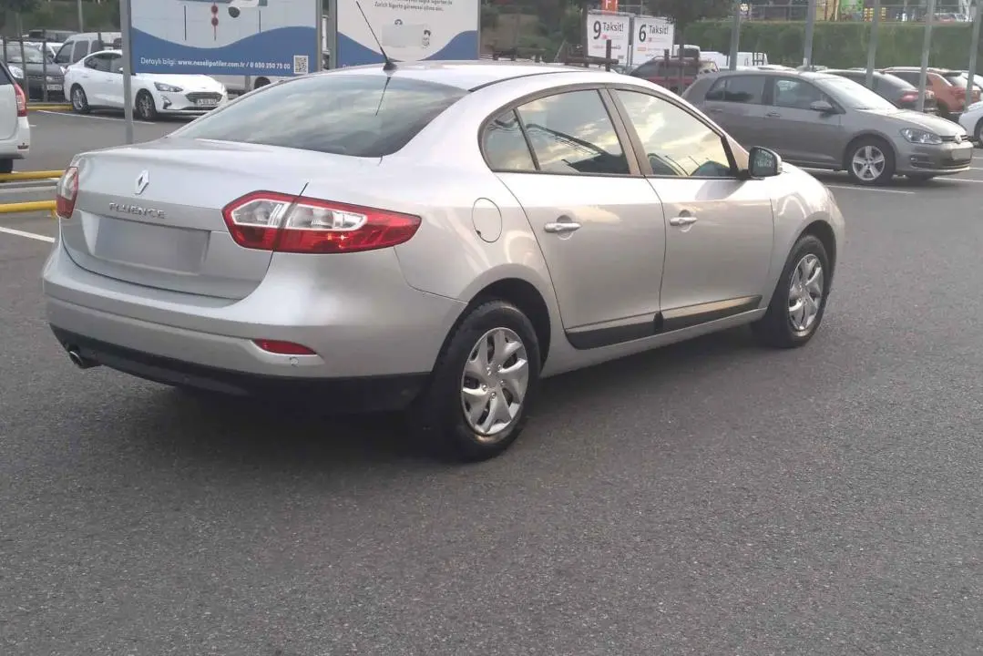 Renault Fluence Fluence 1.6 Business 6