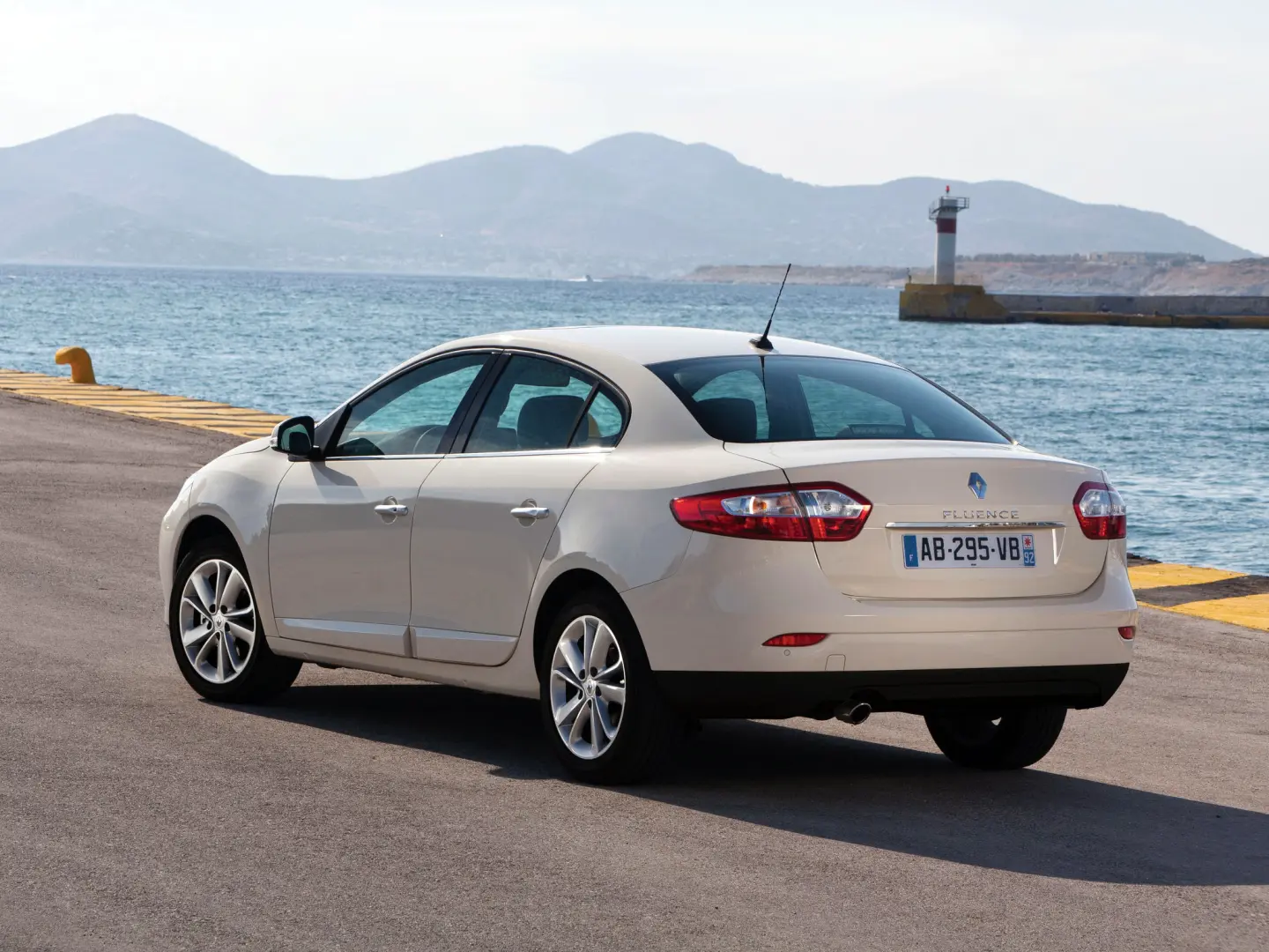 Renault Fluence Fluence 1.6 Touch Plus 3