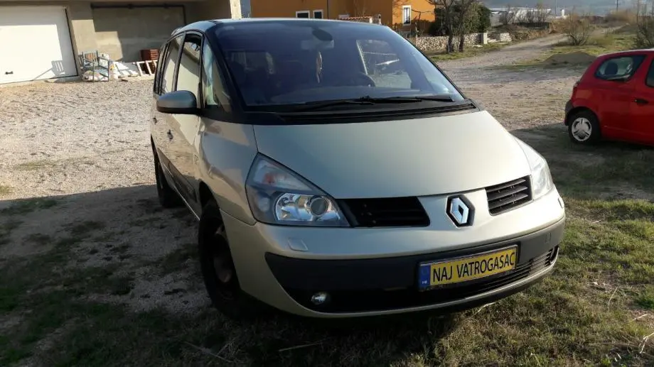 Renault  Grand Espace 2.2 dCi Privilege 6
