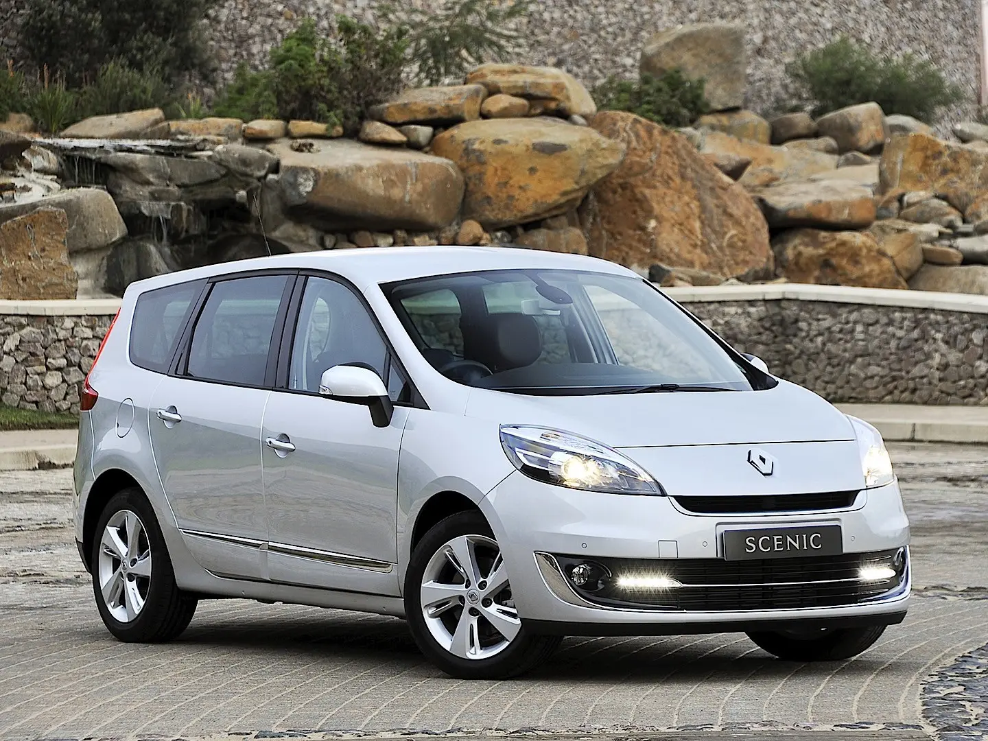 Renault Grand Scenic Grand Scenic 1.5 DCI Icon 7 Koltuk 4