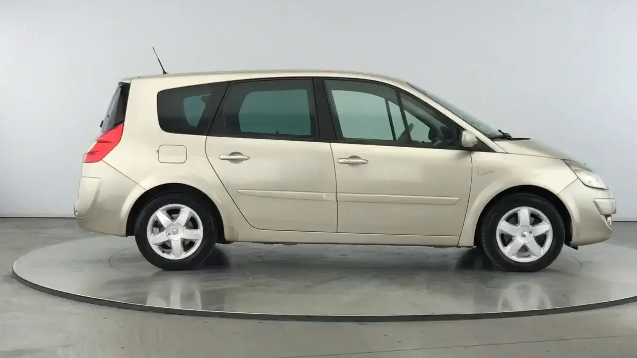 Renault Grand Scenic Grand Scenic 1.5 DCI Privilege 7 Koltuk EDC 2