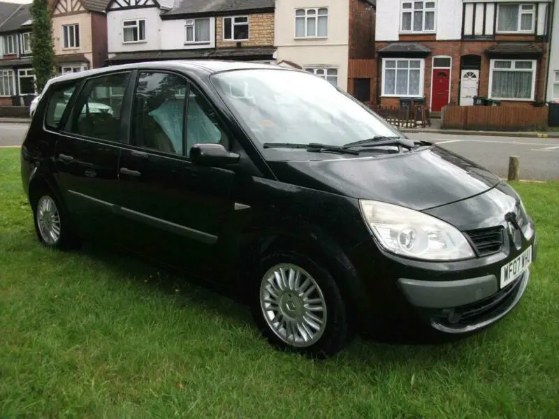 Renault Grand Scenic Grand Scenic 1.5 DCI Privilege Plus 2