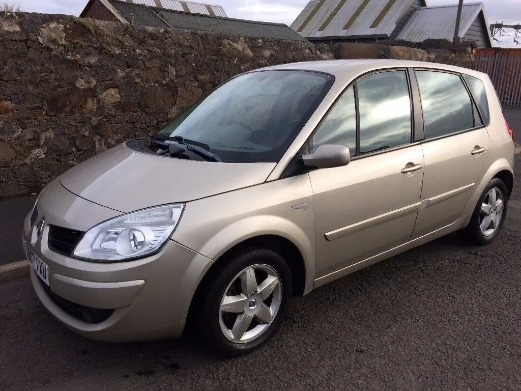Renault Grand Scenic Grand Scenic 1.6 Extreme 3
