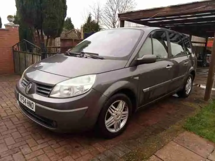 Renault Grand Scenic Grand Scenic 1.9 DCI Privilege 4