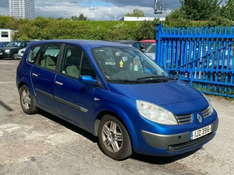 Renault Grand Scenic Grand Scenic 2.0 Privilege 1