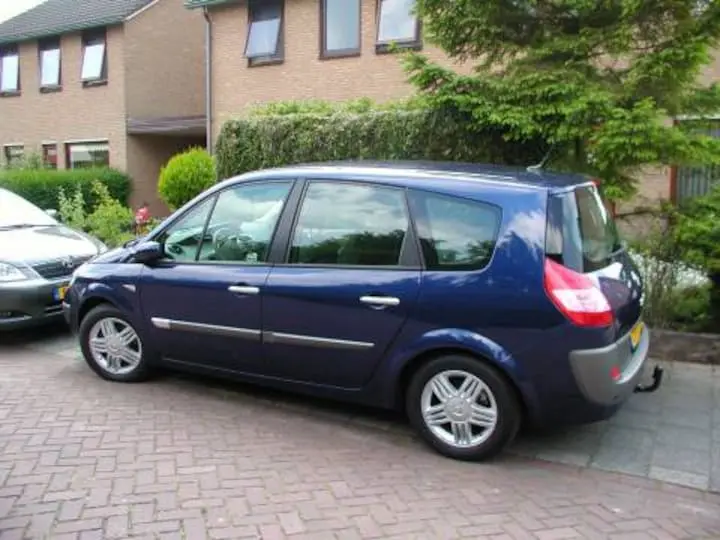 Renault Grand Scenic Grand Scenic 2.0 Privilege 6