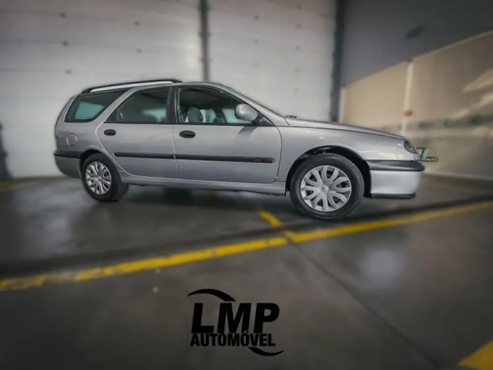 Renault Laguna Laguna 1.9 DTi RXT 4