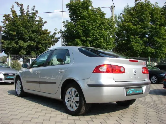 Renault Laguna Laguna 2.0 DCI Privilege 6