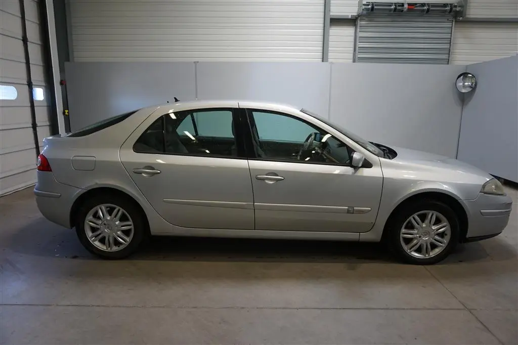 Renault Laguna Laguna 2.0 Turbo Initiale 6