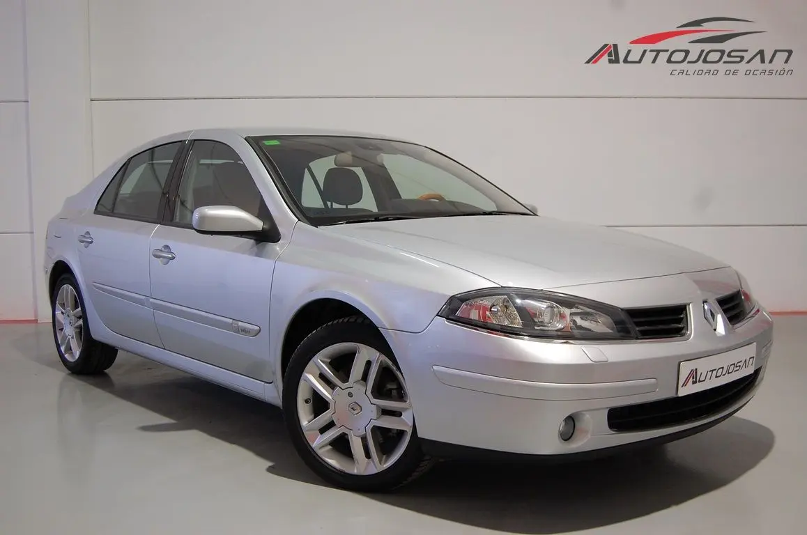Renault Laguna Laguna 2.2 DCI Initiale 1
