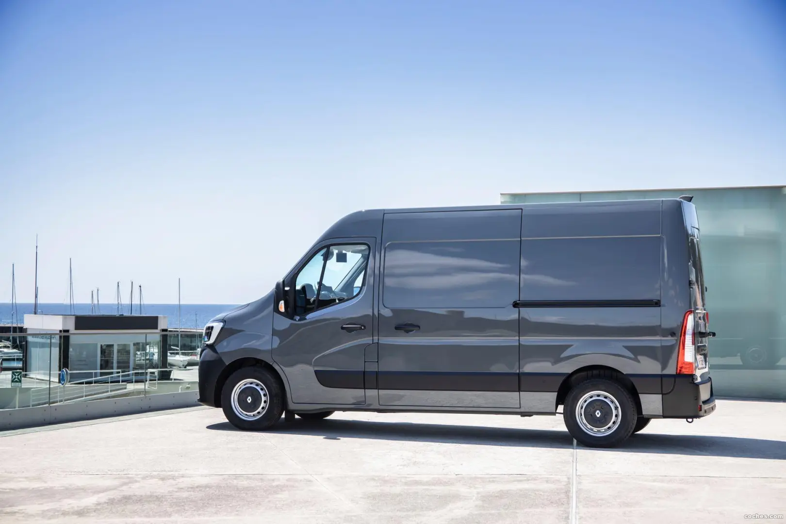 Renault Master Master 2.5 D DNNS5,6 L2H2 (10 m3) 5